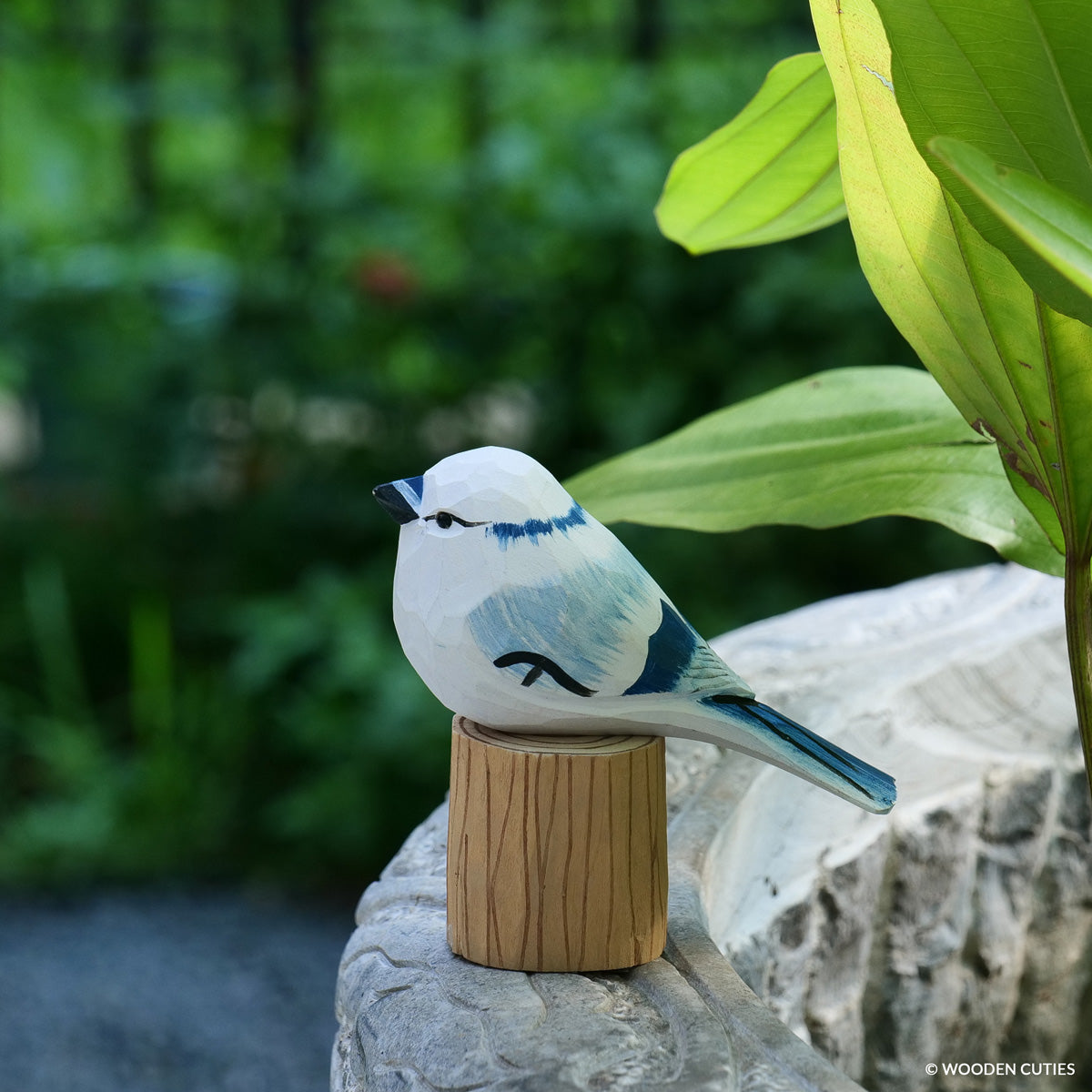 White Blue Jay + Stand