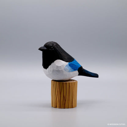 Magpie + Stand